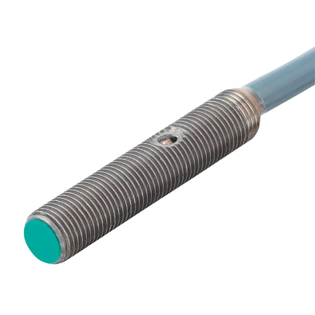 [NBB0.8-5GM25-E2] Sensor Inductivo PNP, 24VCD NBB0.8-5GM25-E2 Pepperl+Fuchs